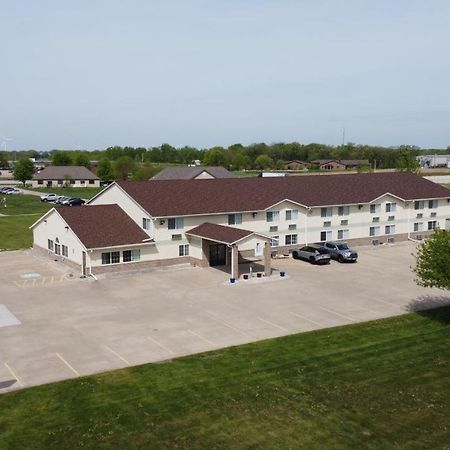 Budget Inn & Suites Nevada ภายนอก รูปภาพ
